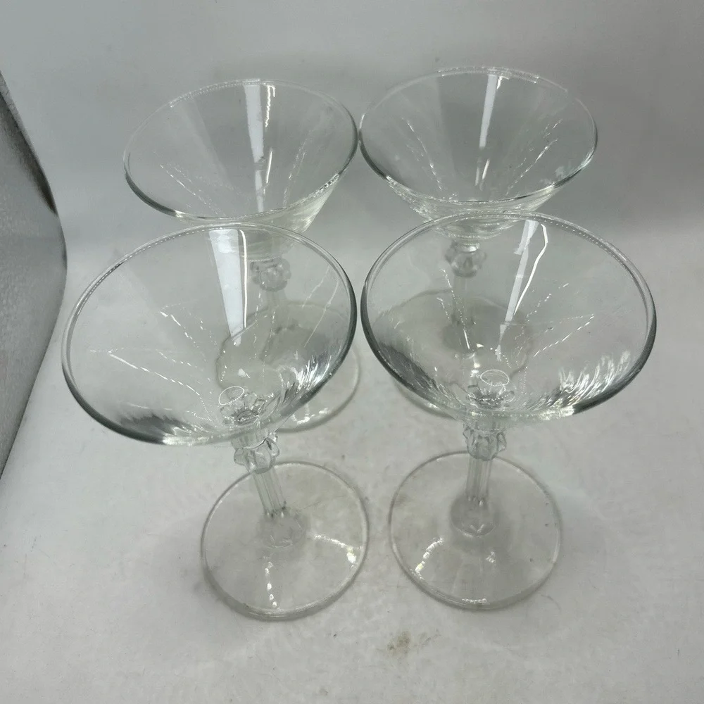 Crate Barrel Glassware Martini Glass Set Of 4 Clear Glass‎ Modern Minimalist